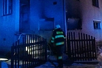 Pri nočnom požiari v Liptovskej Osade sa zranili 2 osoby